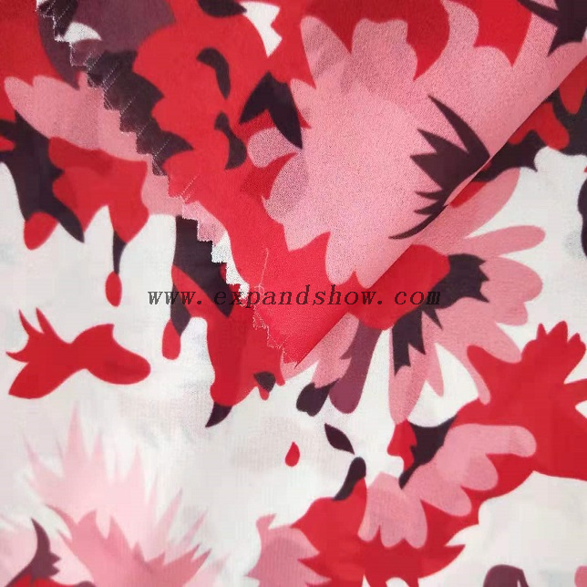 Fancy printed women dresses fabric polyester chiffon digital fabric 