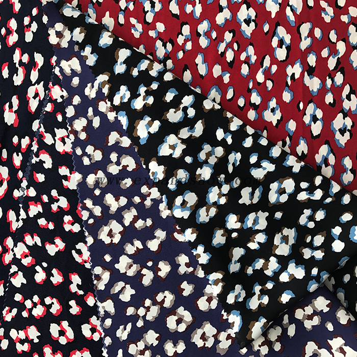 Rhombus printed fabric 